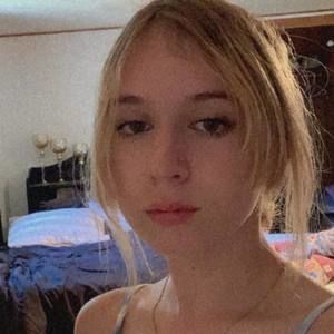 Meet your Posher, Elisabeth